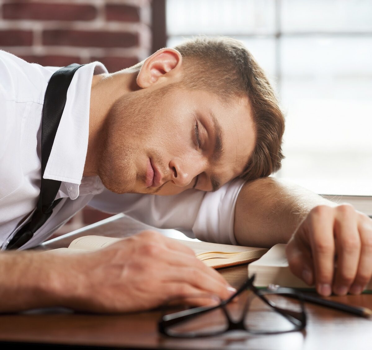 Why People Who Sleep Longer Achieve More