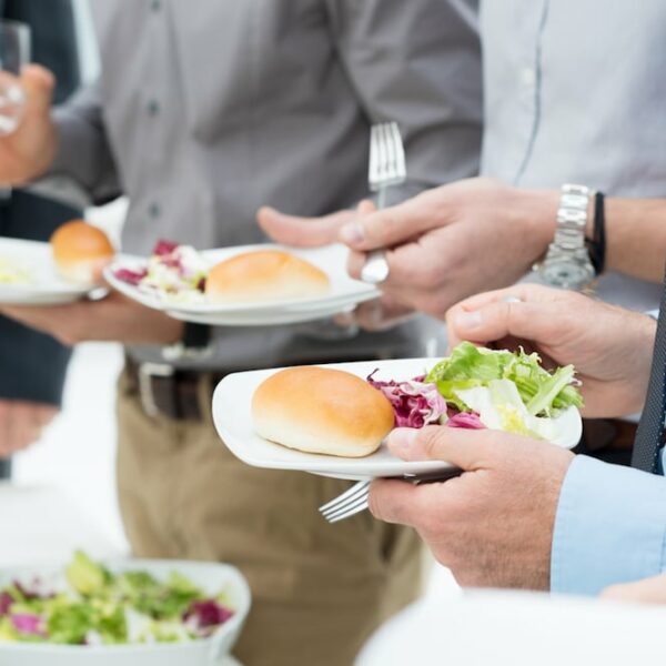Why Skipping Lunch Is Bad for You and Worse for Business